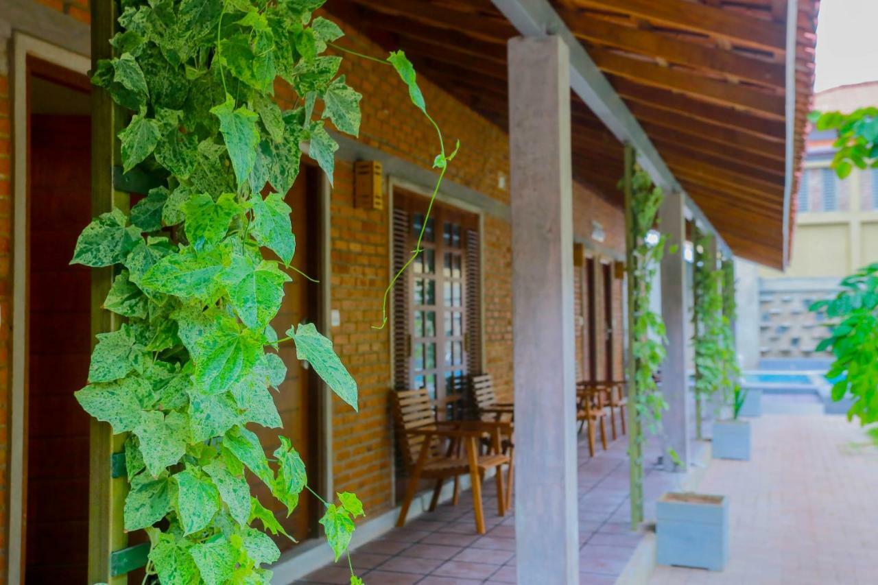 Olinia Airport Hotel Katunayake Exterior photo