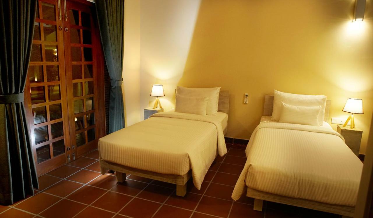Olinia Airport Hotel Katunayake Exterior photo