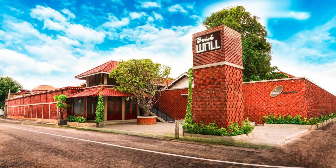 Olinia Airport Hotel Katunayake Exterior photo